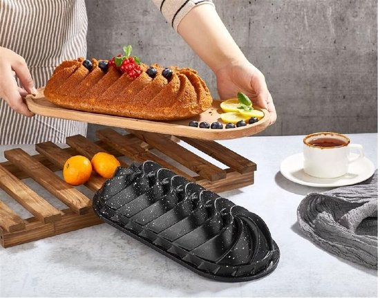 Backform Wave Cake