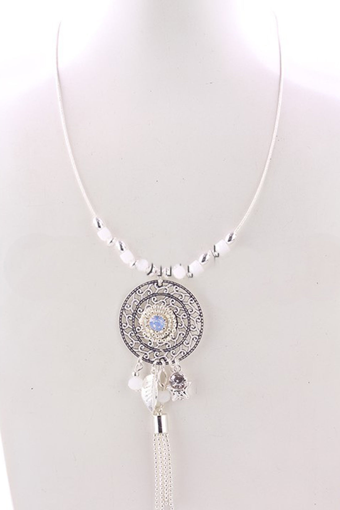 Collier Asouk