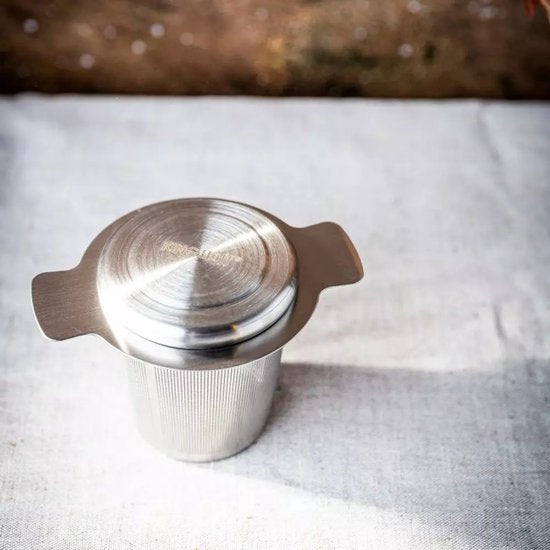 Kinghoff KH1650 Tea Infuser with Lid - High-quality 18/10 Stainless Steel Tea Strainer - Ø 7.5 cm
