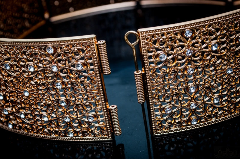 Gold belt straight model with stones medium