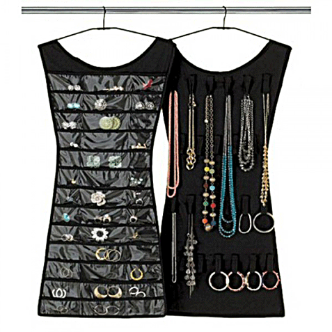 Robe de rangement pour bijoux et accessoires.