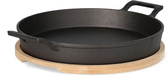 HOMLA - Poêle à frire en fonte Andreas - avec dessous de plat en bambou - Deux poignées - Poêle grill et plat de service allant au four - Skillet durable - 25 x 20 cm - Noir