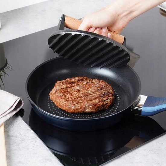 Hage hamburgerpers van gietijzer – smash burger press, houten greep, Ø 17,5 cm – foto 2