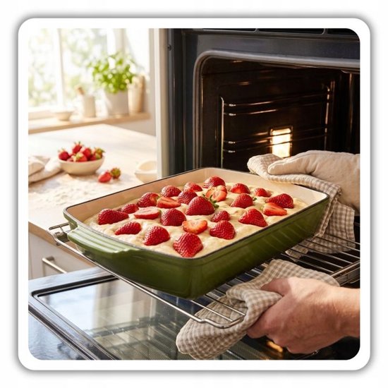 Hage - Backform - Auflaufform - Gusseiserne Auflaufform - Emaillierter Bräter mit Griffen - Geeignet für Induktion, Backofen & alle Herdarten - 3,5 Liter - 32 x 23,5 cm - Olivgrün