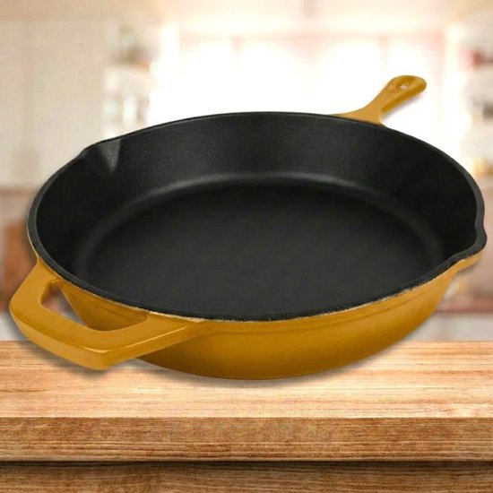 Hage - Poêle - Poêle en fonte émaillée - Poêle en fonte - Compatible induction, gaz et four - Ø26 cm - Jaune moutarde