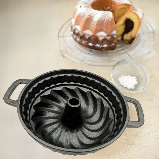 Hage - Bundt Pan - Cast Iron Cake Tin - Deep Baking Mold - For Cakes, Bundt Cakes, Bread & Pâté - Oven & Grill - Sturdy Cast Iron - 3 Litres - 35 x 27.5 x 10.5 cm - Black