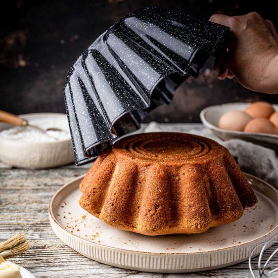 Granite baking pan - bundt cake pan 23.5 cm