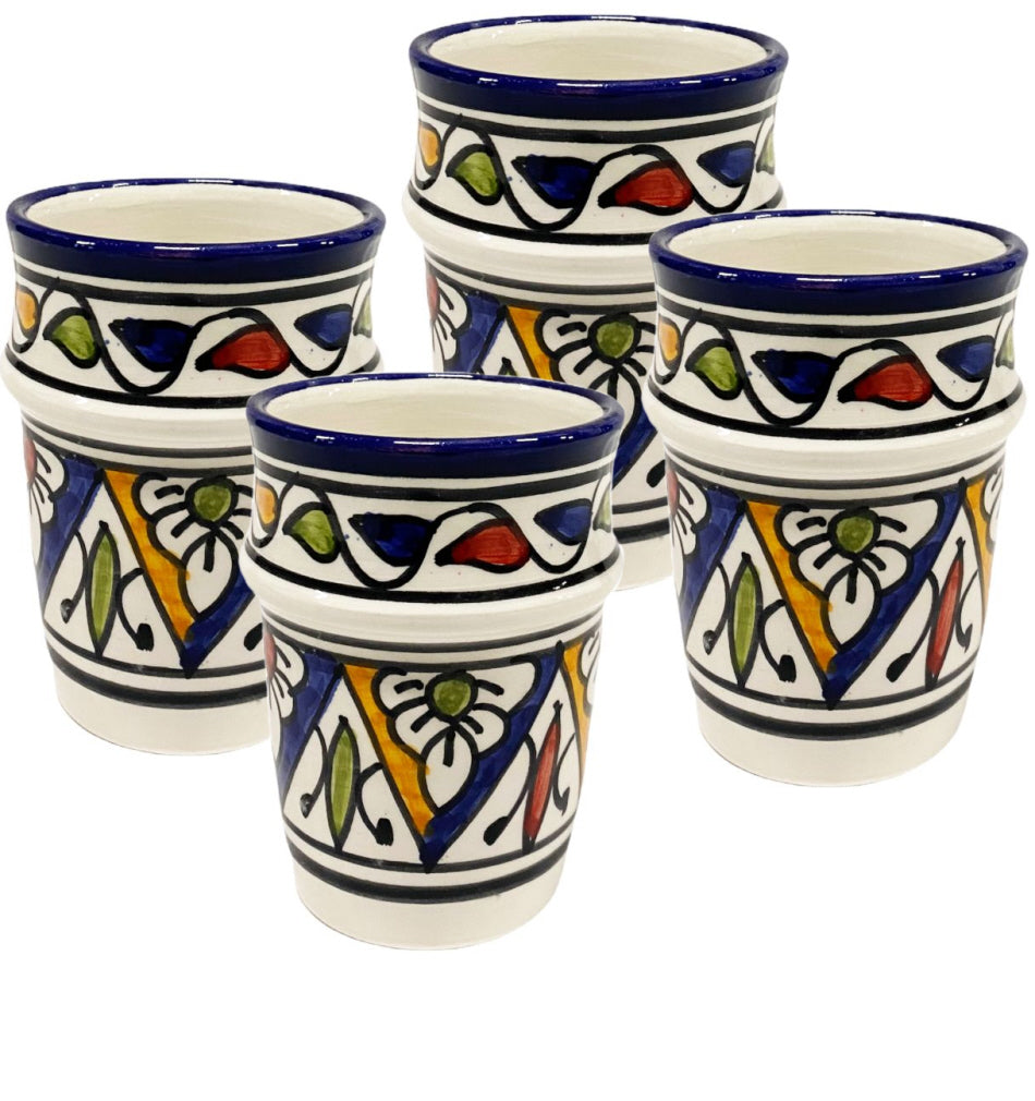 Set of 4 multicolor ceramic mugs