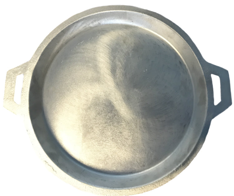 Tagine (Moroccan cast iron pan)