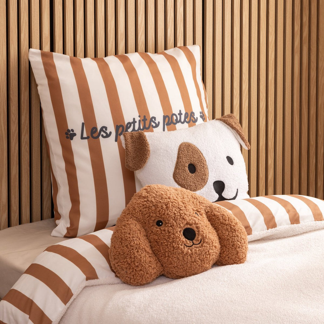 Atmosphera Kids Woef Decorative Cushion - 40 x 10 x 40 cm - White / Brown