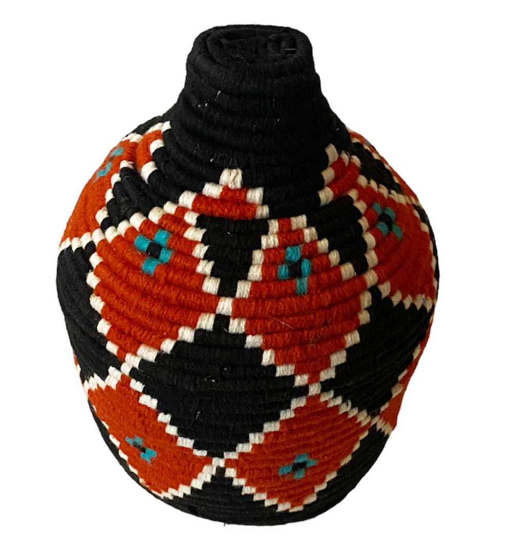 Panier berbère marocain coloré