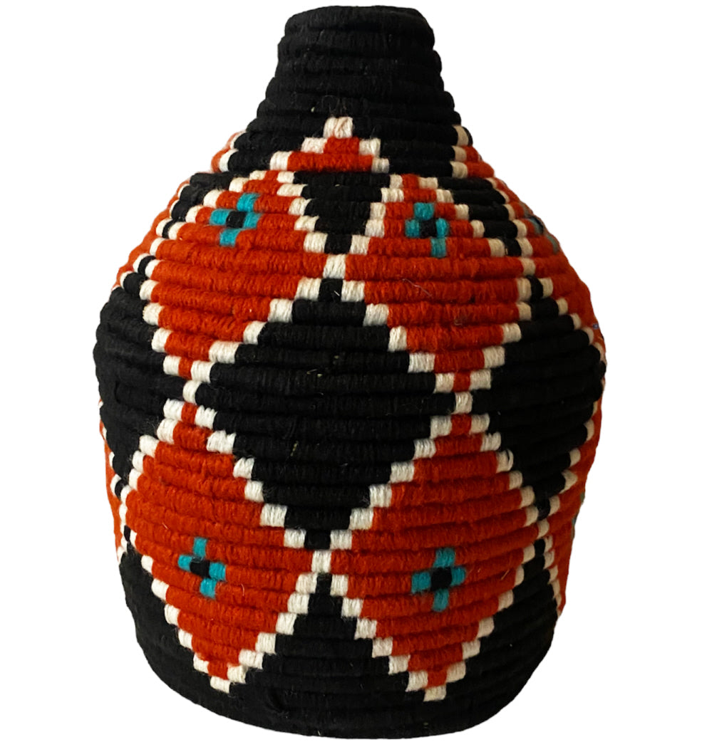Panier berbère marocain coloré