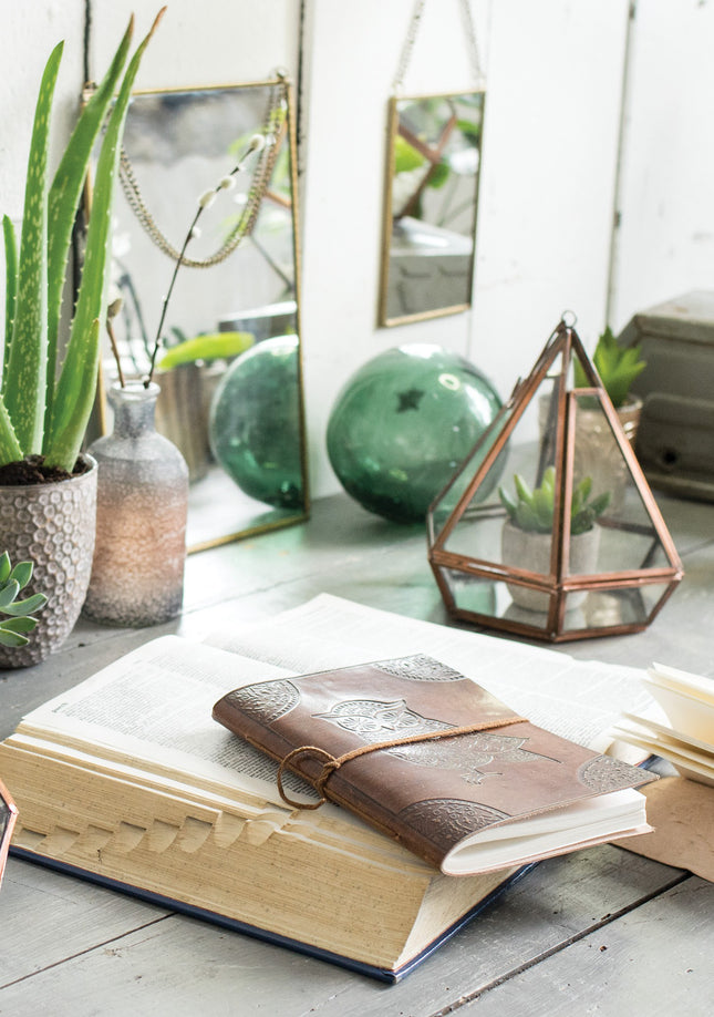 Geometrische lantaarn en plantenbak – koperen afwerking, ijzer en glas, 20 cm – foto 2