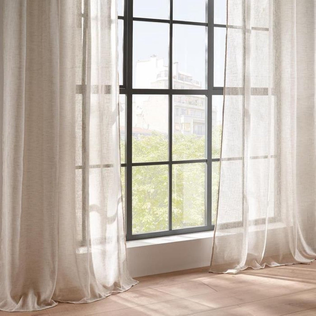 Wit gordijn Atmosphera – polyester, 140 cm breed, klaar om op te hangen – foto 2