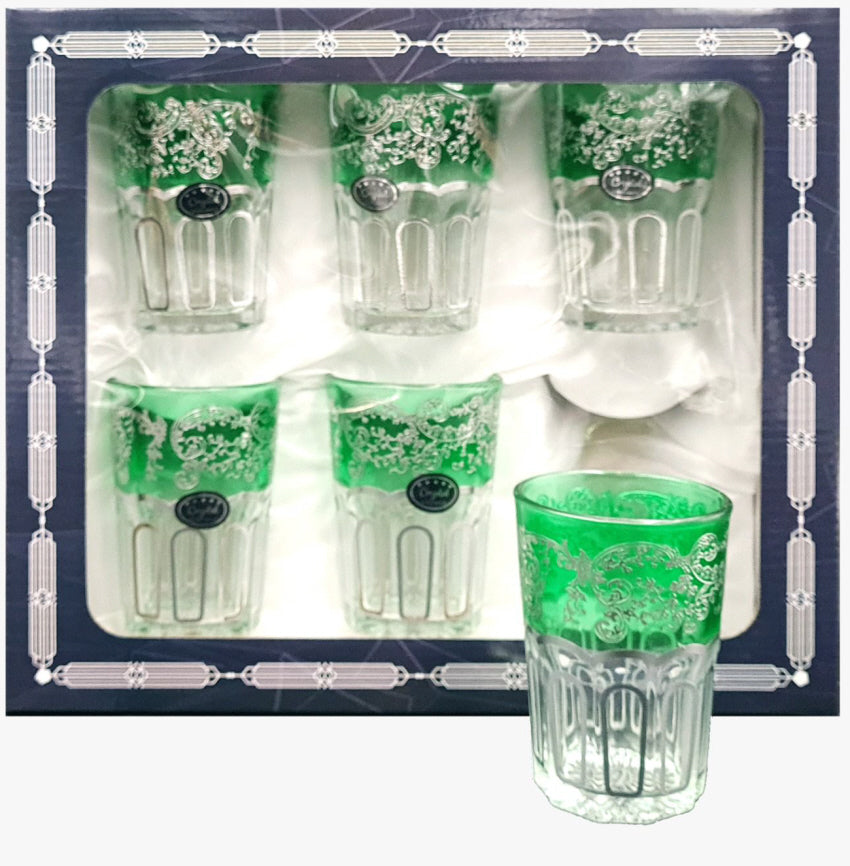 Theeglazen met zilveren patroon