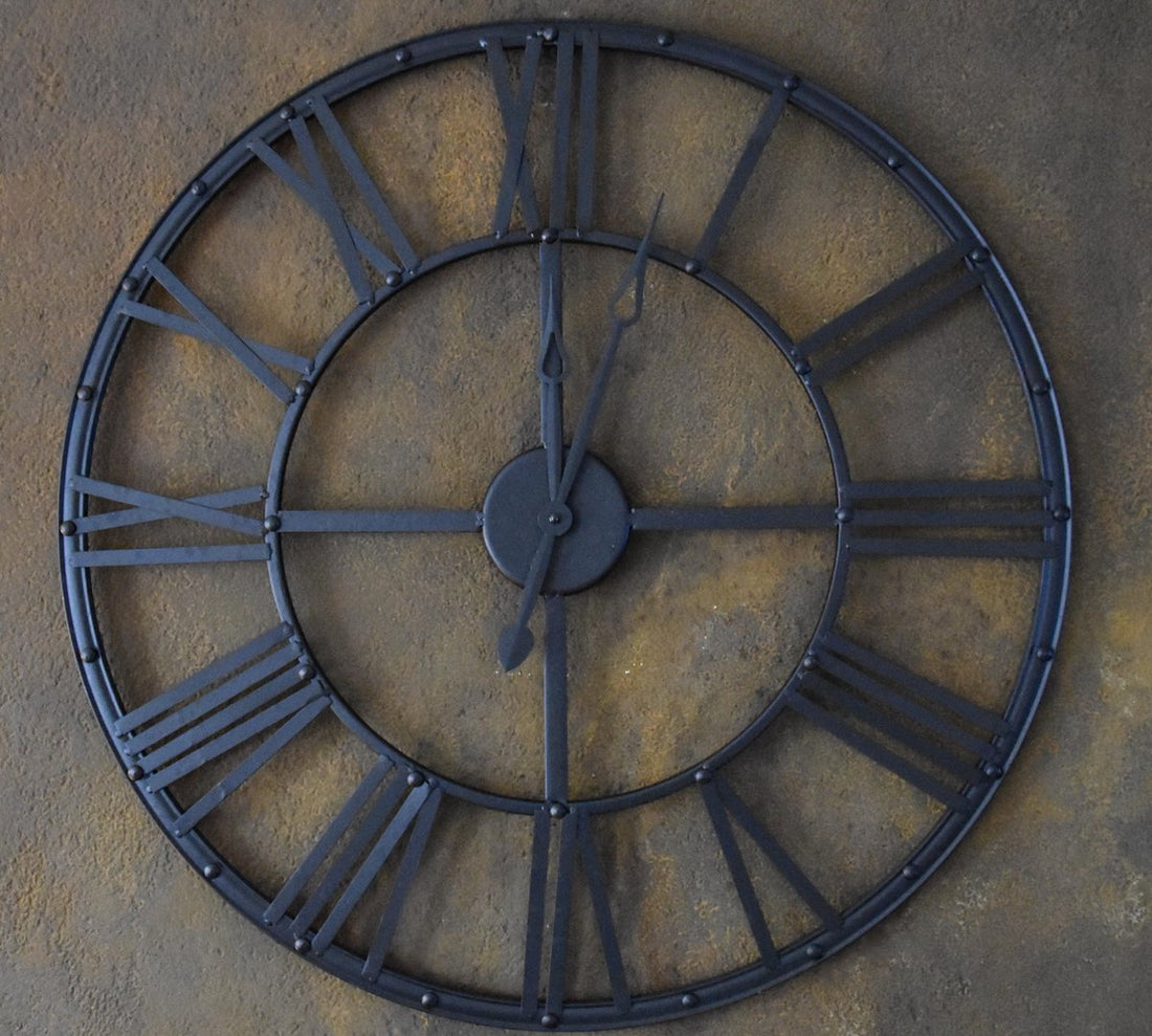 Grande Horloge Murale en Métal Noir XL Ø 70 cm