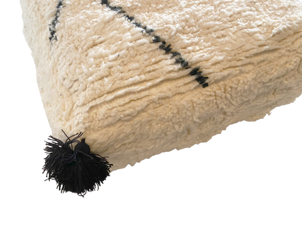 Marokkanischer handgefertigter Berber-Pouffe (Beni Ourain)