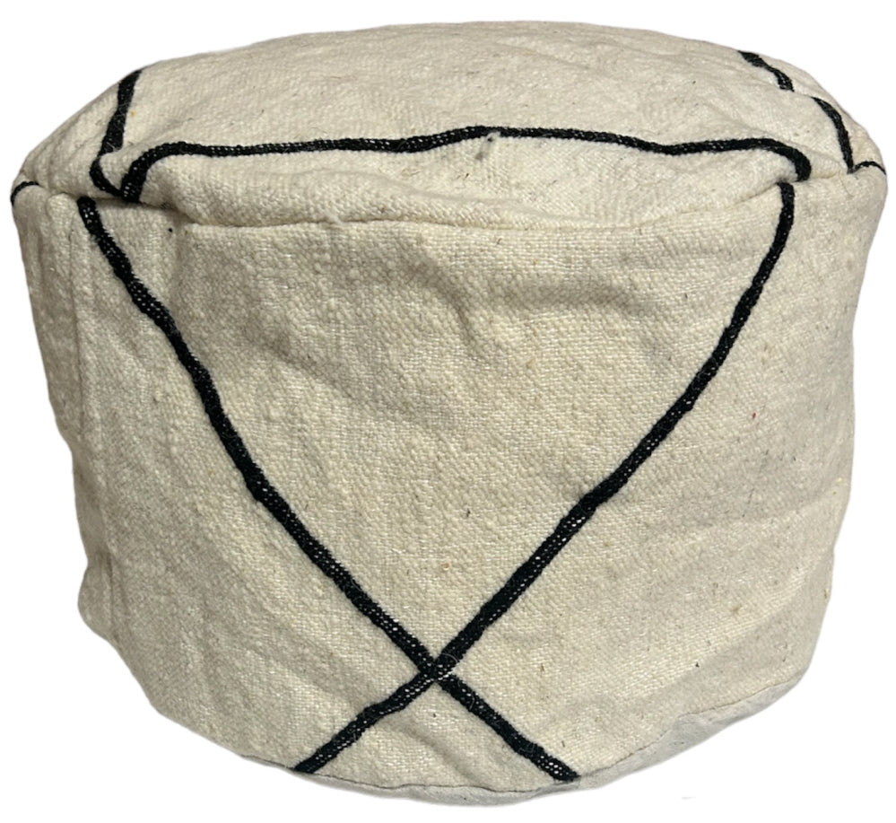 Moroccan Round Kilim Pouf – Off-White with Black Line Pattern – Ø45 x H30 cm