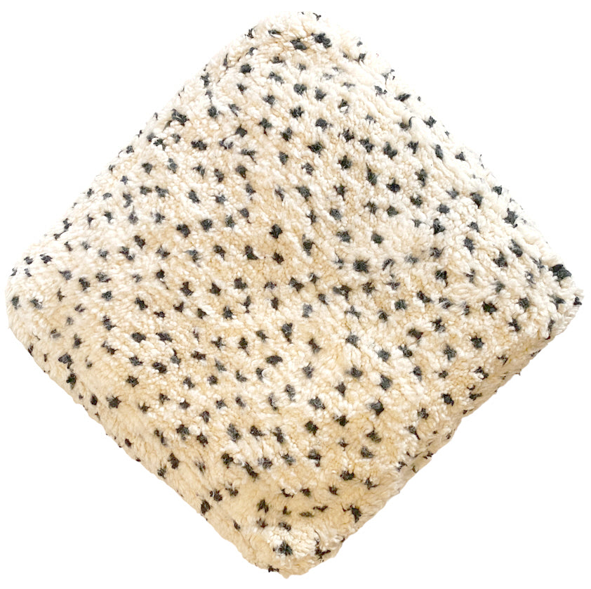 Marokkanischer handgefertigter Berber-Pouffe (Beni Ourain) Flauschiges Bohemian Bodenkissen