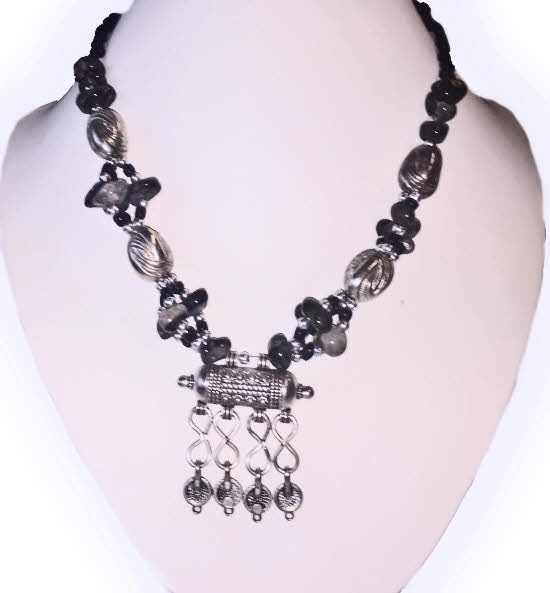 Collier Zagora noir