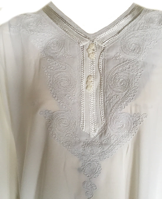 Abaya Mekka – witte abaya voor dames, ingetogen model – foto 2