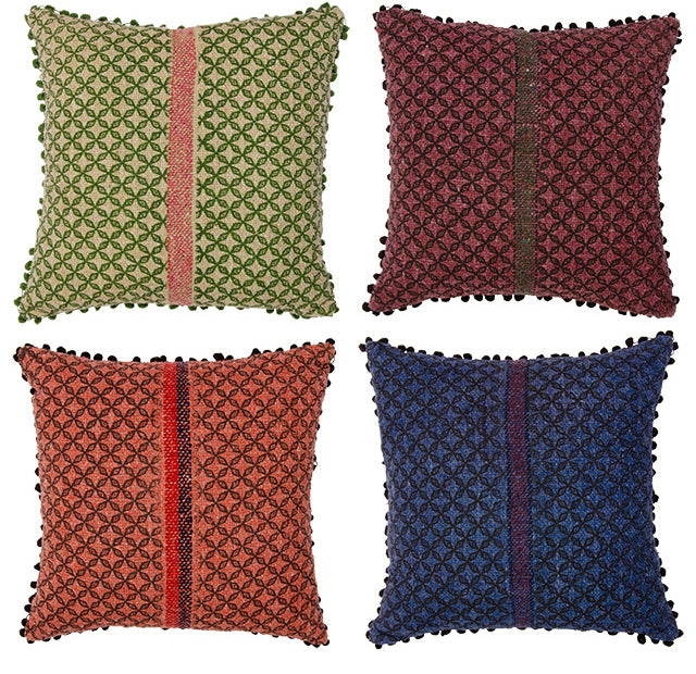 Oosterse Khadi kussenhoes 45 x 45 cm – handgemaakt katoen met pompons