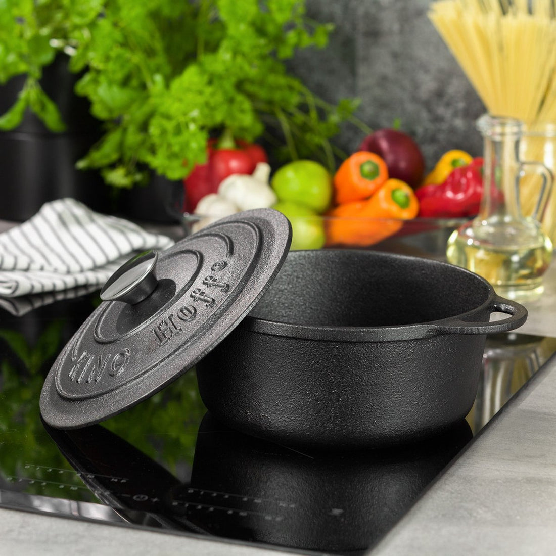 Gietijzeren pan - zwart - 22 cm - 2. 4 liter