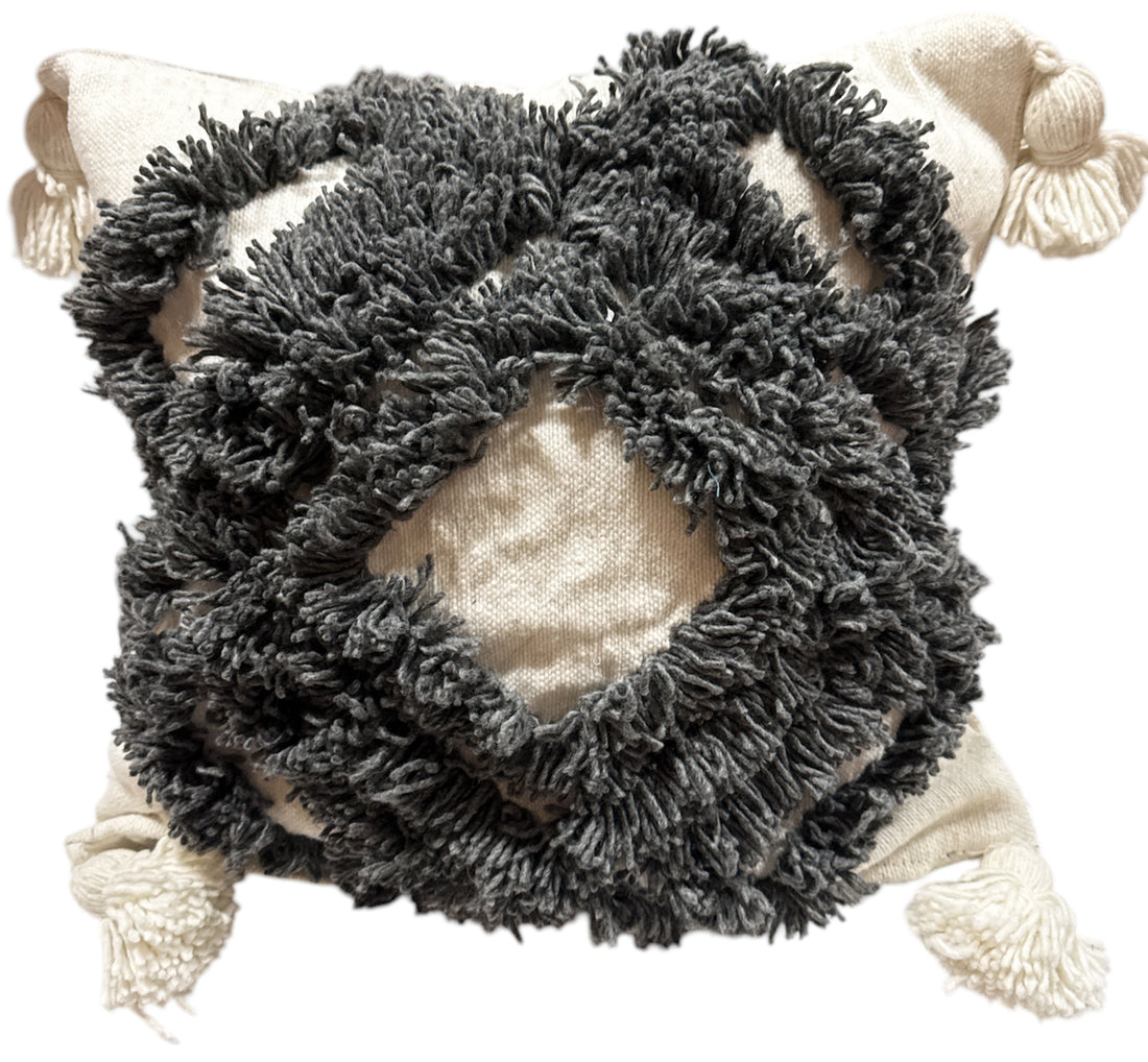 Marokkaanse boho kussenhoes met kwastjes – handgeweven katoen, 44 x 44 cm