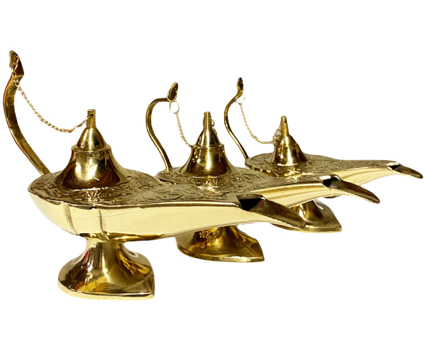Lampe magique d'Aladdin en or