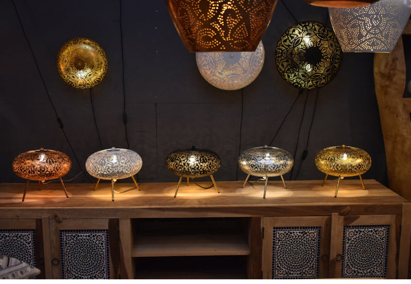 Oriental table lamp filigree style UFO - silver