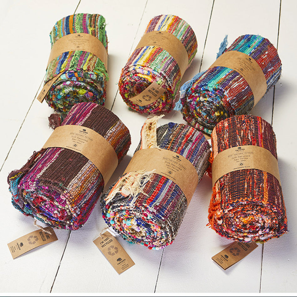 Weiches Plaid aus recycelten Saris