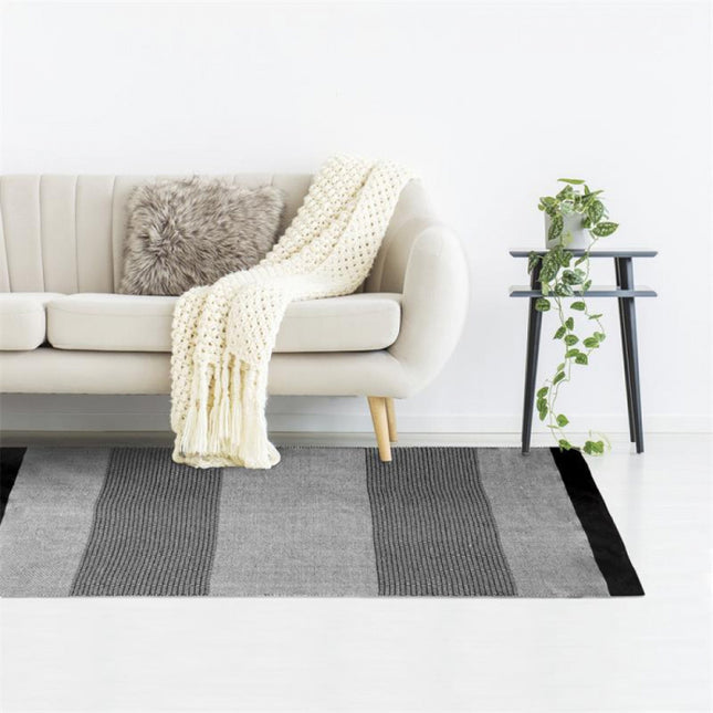 Tapis marocain noir gris 140 x 200 cm